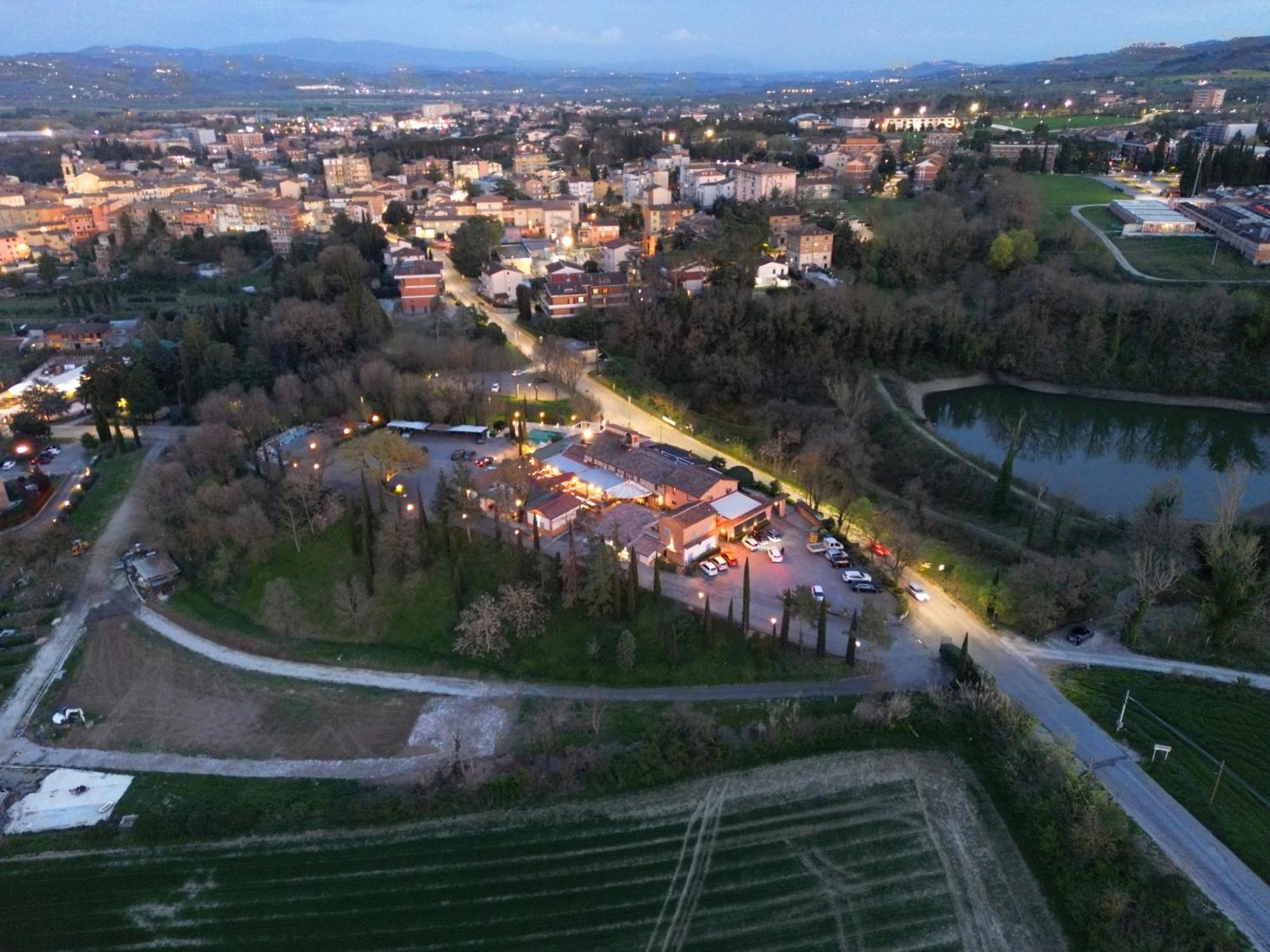 B&B Oasi Villaggio Marsciano Exterior foto